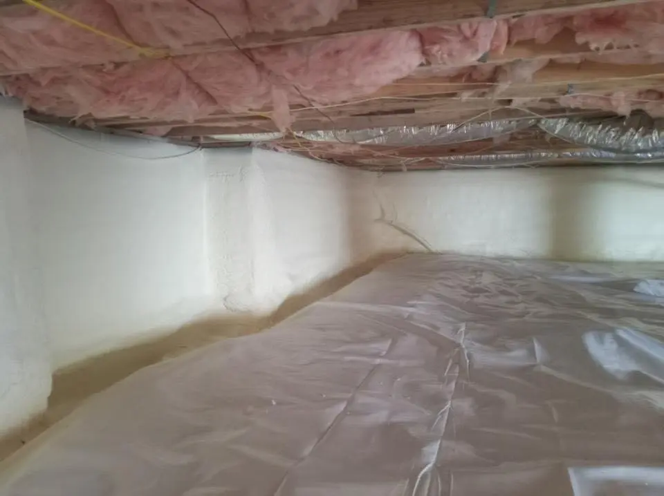 Crawl space encapsulation with closed-cell spray foam for Roof Maintenance in Orlovista